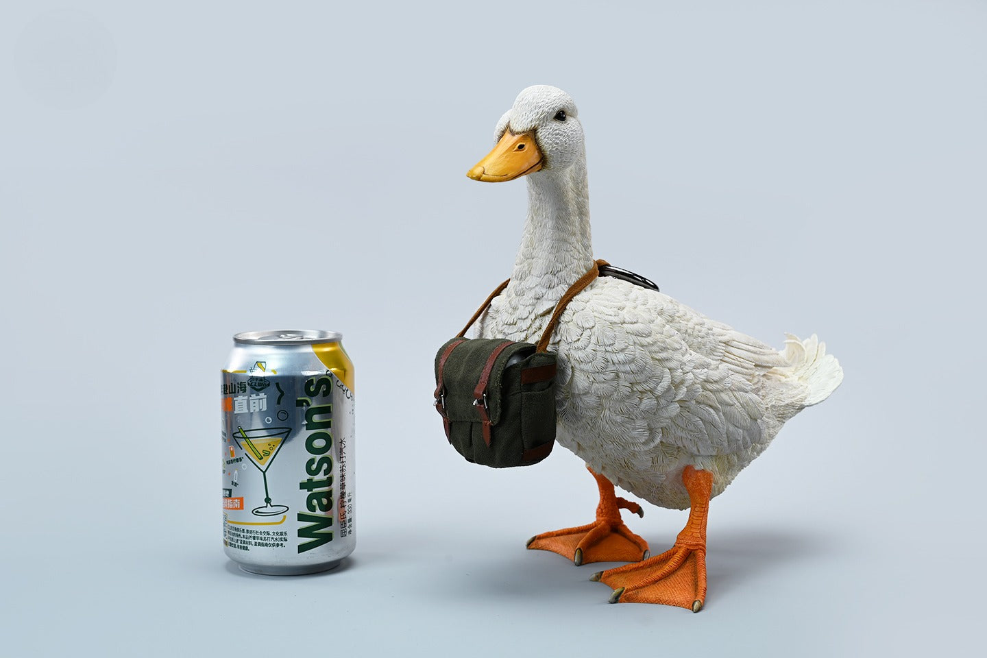 1/1 Travel Duck Figurine with Backpack - 23 cm