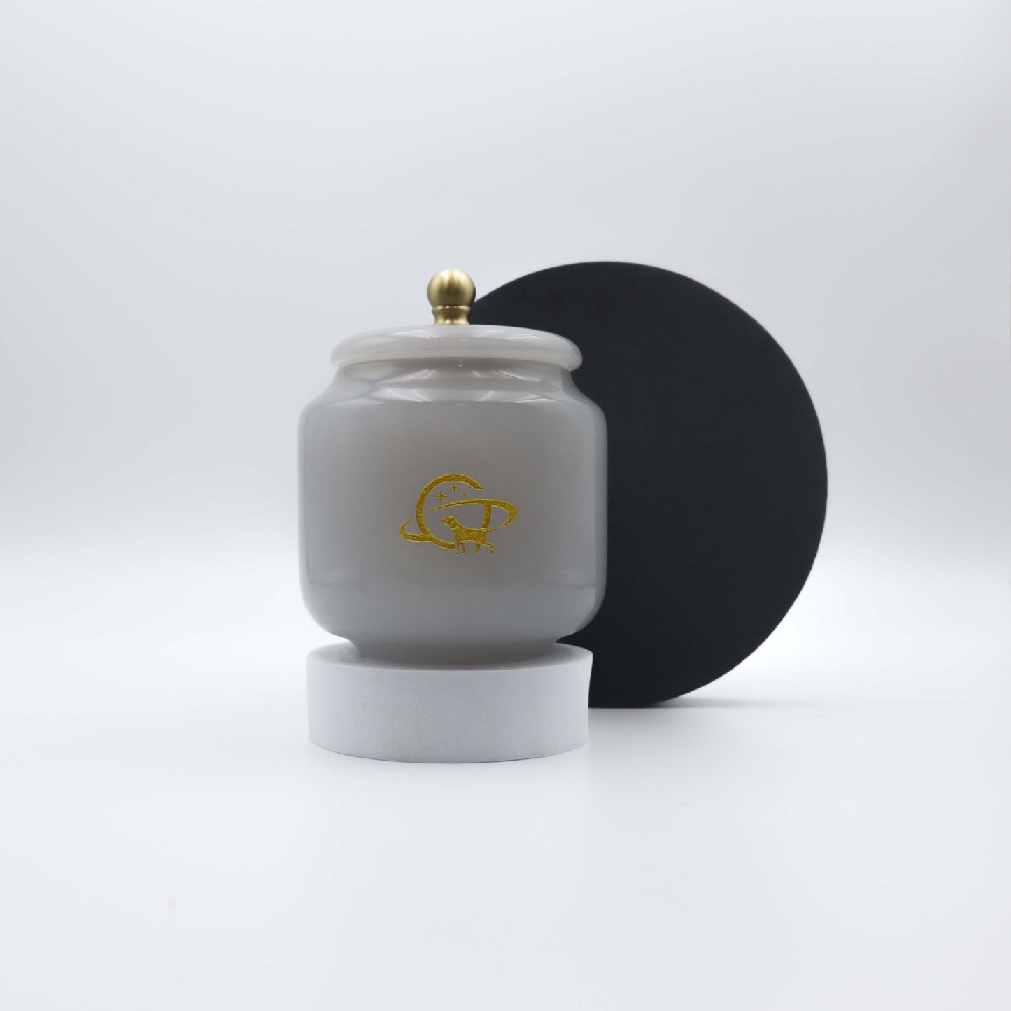 Jade Pet Urn - Luxurious Handcrafted Memorial with Golden Accents