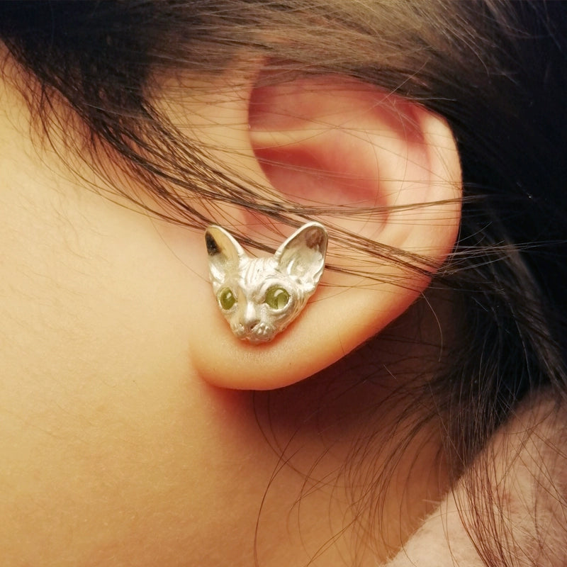 Sphynx Cat Earrings - Exquisite Handcrafted 925 Silver Earrings with Gemstone Eyes.