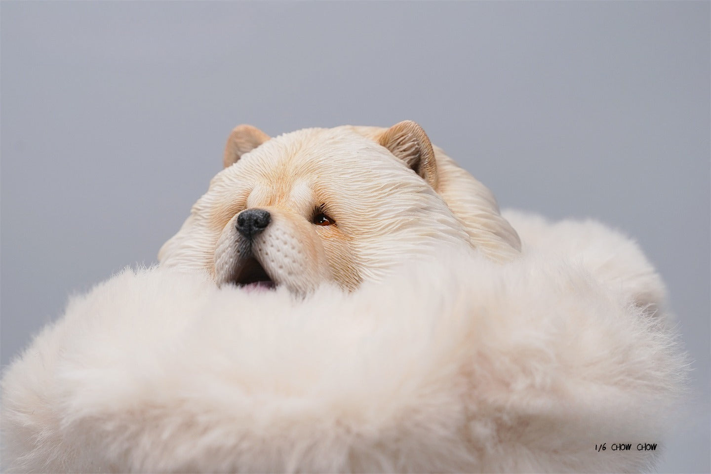 A set of four 1/6 scale Chow Chow resin models in different fur colors, showcasing the breed's distinctive fluffy appearance and detailed craftsmanship.