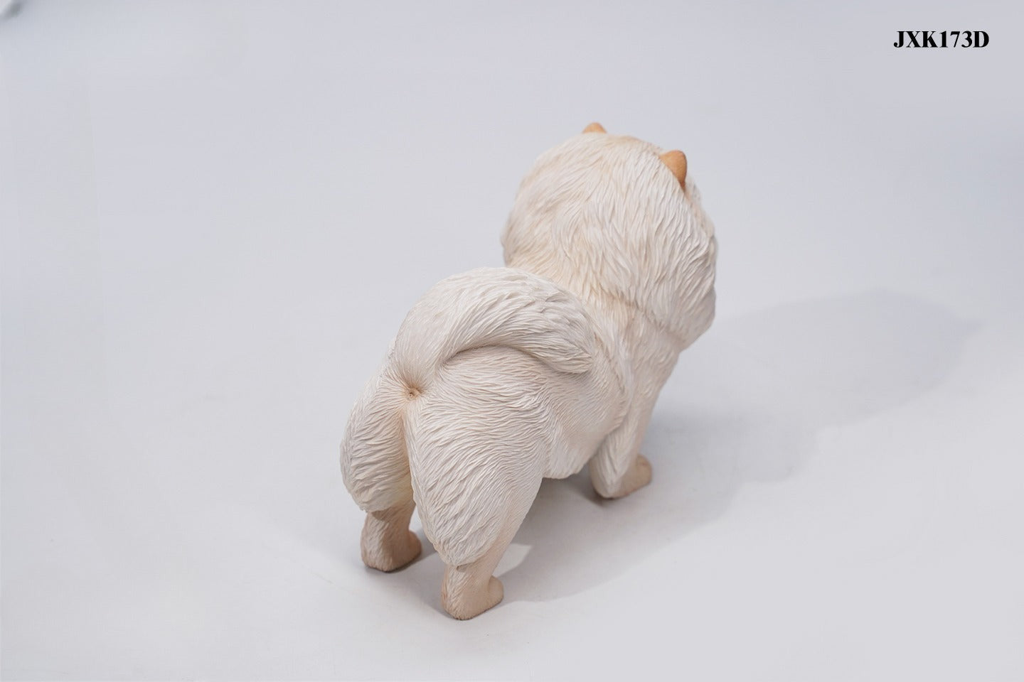 A set of four 1/6 scale Chow Chow resin models in different fur colors, showcasing the breed's distinctive fluffy appearance and detailed craftsmanship.