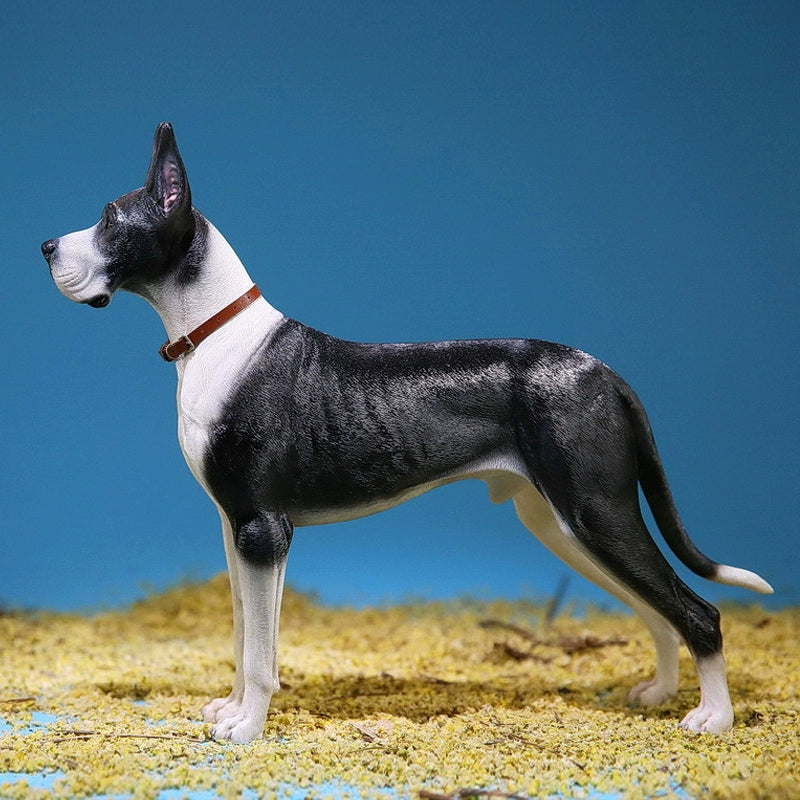 A highly detailed 1/6 scale German Great Dane model showcasing a realistic brown Great Dane standing proudly with a leather collar. The figurine captures the dog's majestic and strong presence, perfect for collectors and dog enthusiasts.