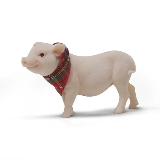  A highly detailed 1/6 scale pig figurine featuring realistic textures, hand-painted details, and an adorable pose. This resin piglet model comes with a checkered bandana, making it a charming collectible for farm animal lovers and home decor enthusiasts.