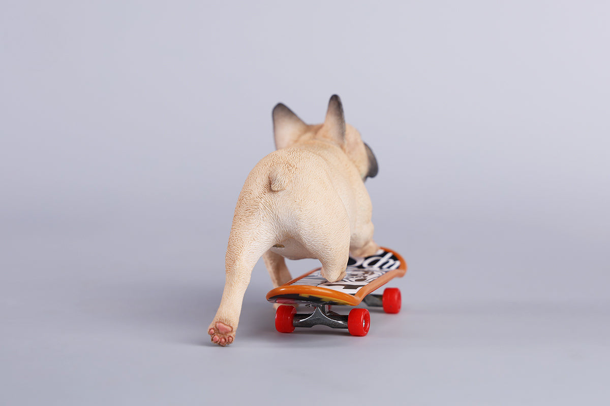 A detailed 1/6 scale figurine of a French Bulldog riding a skateboard, showcasing lifelike texture and joyful expression. Perfect for dog lovers and collectors.