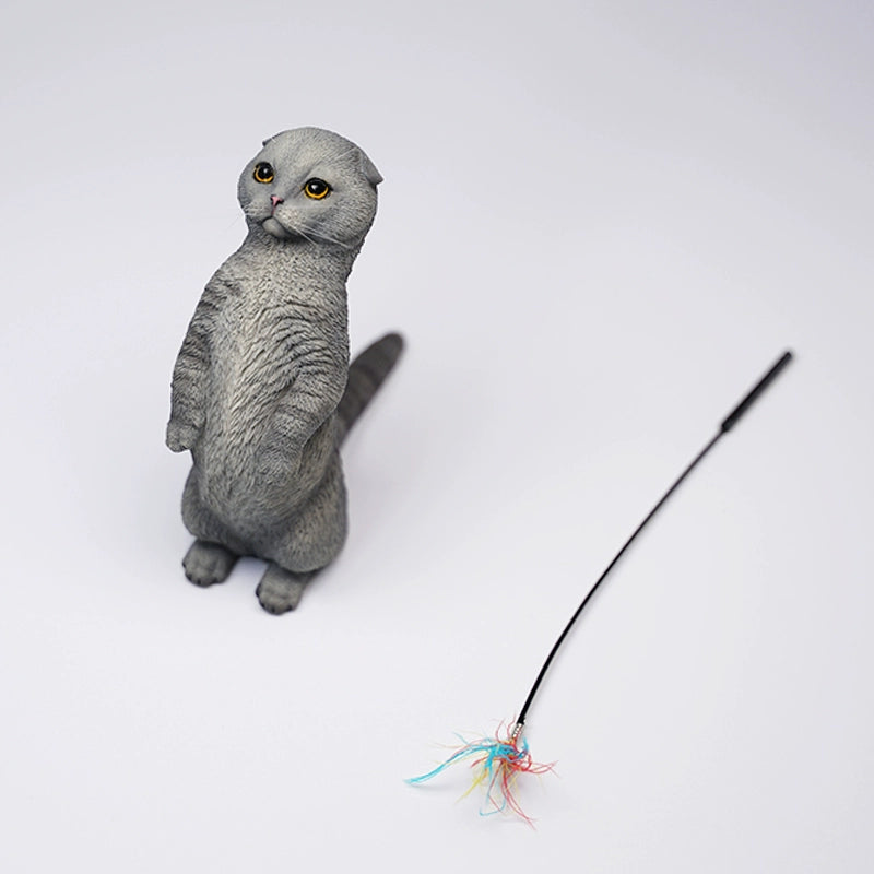 1/6 Scale Scottish Fold Cat Model 2.0 – Adorable Cat Figurine with Toy Wand.