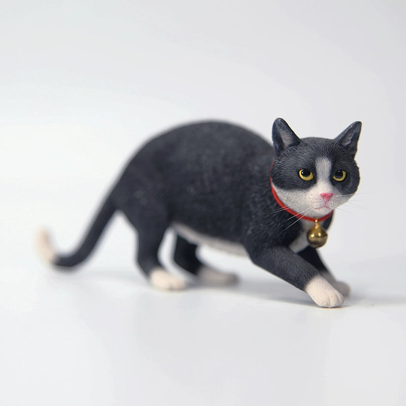 Lifelike Felis Catus Figurine 3.0 - Detailed 1/6 scale resin cat model showcasing realistic textures, hand-painted features, and multiple color variations, perfect for cat enthusiasts and collectors.