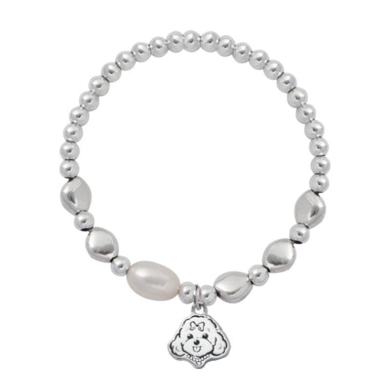 Custom Pet Portrait Bracelet made of S925 silver with detailed charm featuring a pet’s face, adorned with pearls. Handcrafted, personalized jewelry piece ideal for pet lovers, available in various styles. Perfect as a pet memorial or a unique gift.