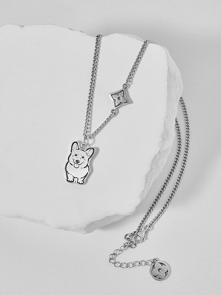 Custom Pet Portrait Necklace made from S925 silver, featuring a detailed charm with a pet’s face or full-body image. Handcrafted and personalized, this necklace is a unique piece of jewelry perfect for pet lovers. Ideal as a memorial keepsake or a thoughtful gift, available in various styles.