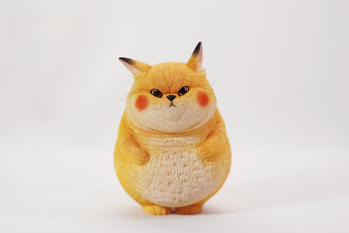 This ElectroCat Charging Station Figurine features a cute cat with a charging pump made from high-quality vinyl. The charging platform adds functionality, allowing the figurine to light up, making it a unique home decor piece and interactive collectible for cat lovers and collectors.