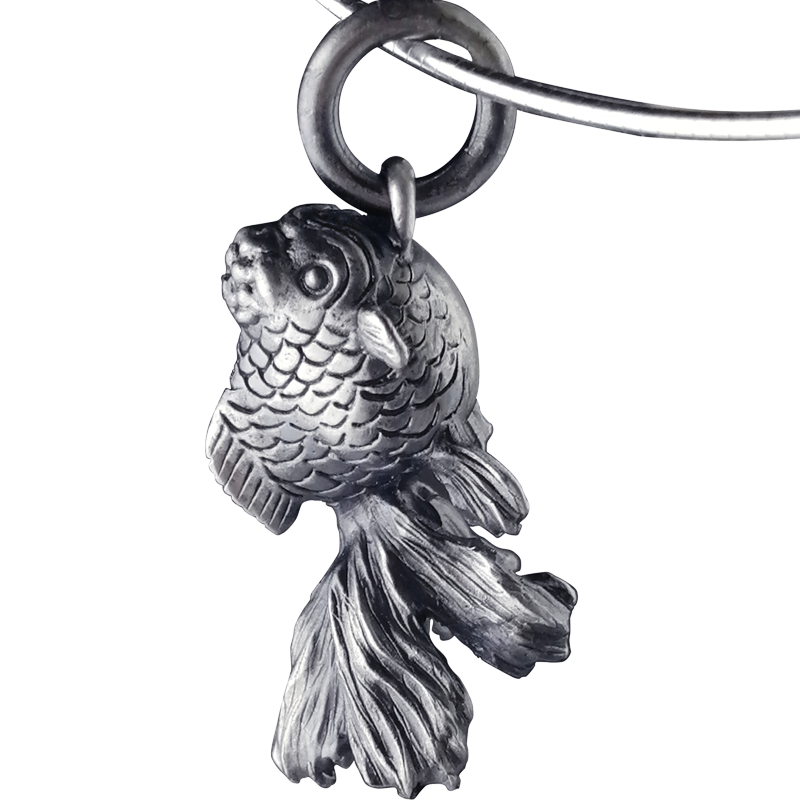 Handcrafted Gantry Point Fish Pendant in 925 silver, featuring various gemstone eyes and available in both natural silver and antique black finishes. This unique artisan pendant is customizable with engraving options to commemorate a beloved pet or hold personal significance.