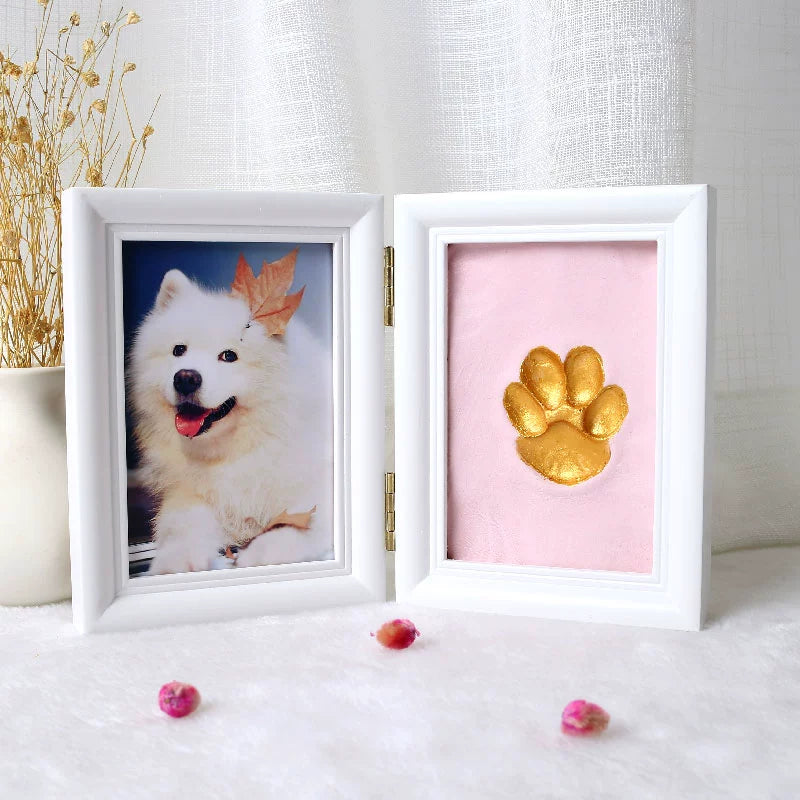  Custom Pet Paw Print Photo Frame featuring a personalized pet photo and golden paw print, made from high-quality pine wood. A beautiful keepsake to honor and remember beloved pets, extending the connection between pet and owner, and perfect as a memorial tribute or thoughtful pet lover gift.