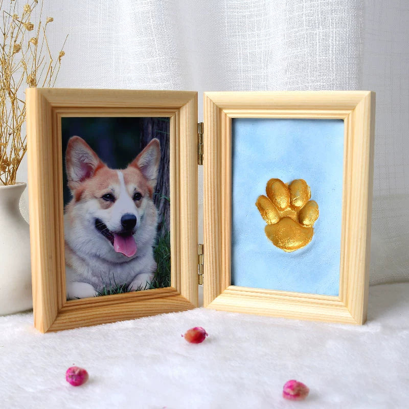  Custom Pet Paw Print Photo Frame featuring a personalized pet photo and golden paw print, made from high-quality pine wood. A beautiful keepsake to honor and remember beloved pets, extending the connection between pet and owner, and perfect as a memorial tribute or thoughtful pet lover gift.