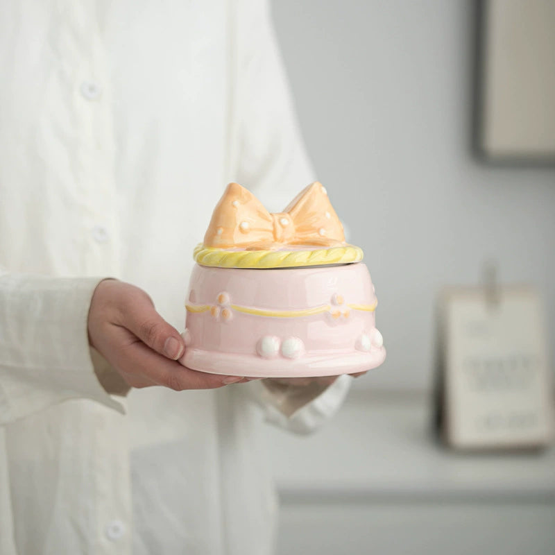 Pink Ceramic Round Pet Cremation Urn provides a secure and elegant way to store cat or dog ashes. With a smooth round design, soft pastel pink color, and durable ceramic craftsmanship, it’s perfect for home memorial display while keeping your pet’s memory safe and close.