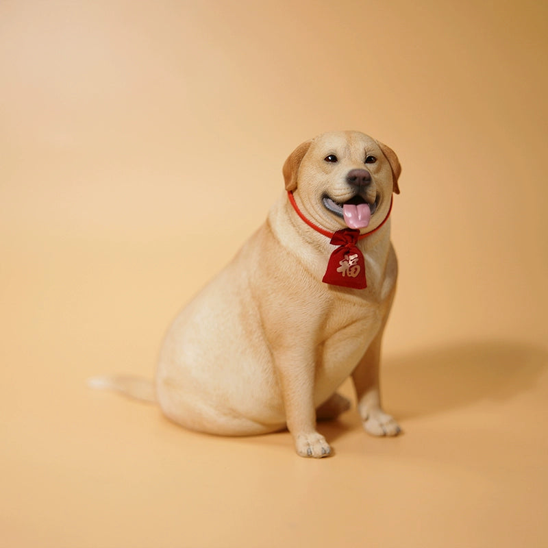1/6 Scale Chubby Labrador Dog Models – Adorable Labrador Figurines with Chinese Pendants.