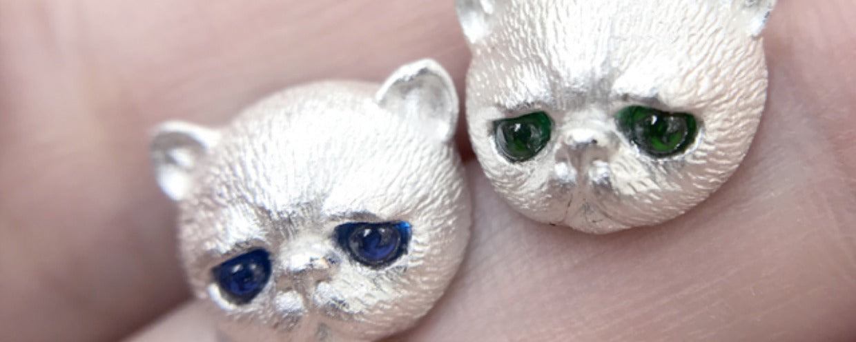 Adorable Kitten Face Earrings - Customizable Sterling Silver Cat Studs with Gemstone Eyes.