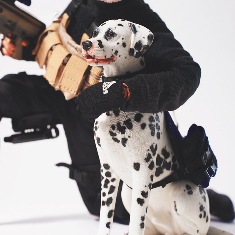 1/6 scale Dalmatian dog simulation model with realistic features, including a detachable head, accessories, and a small pup figure.