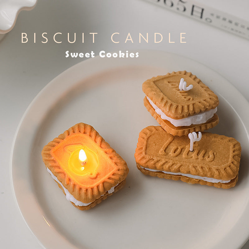 Sandwich biscuits scented candle, handmade creative fragrance candle gift box.