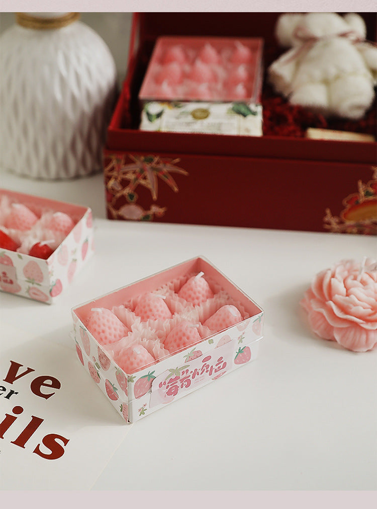 Strawberry scented candles fragrance souvenir.